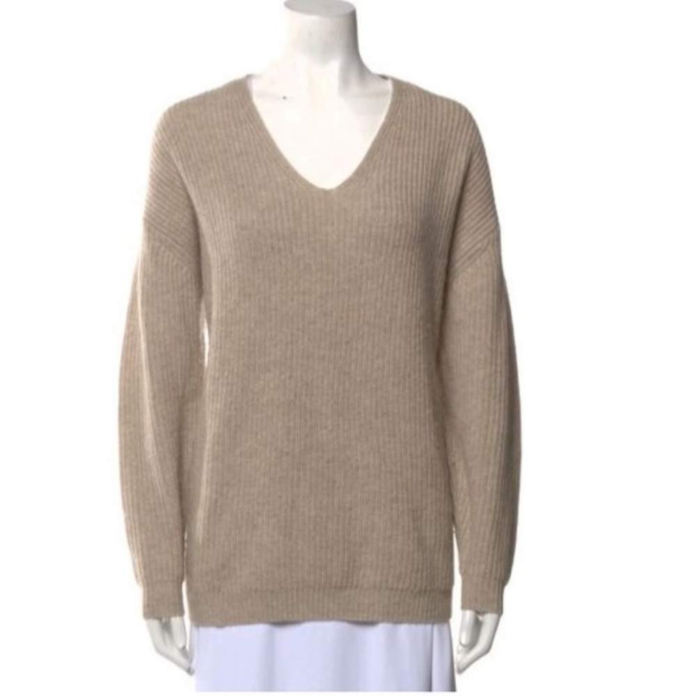 Women's V-Neck Sweater - Tan